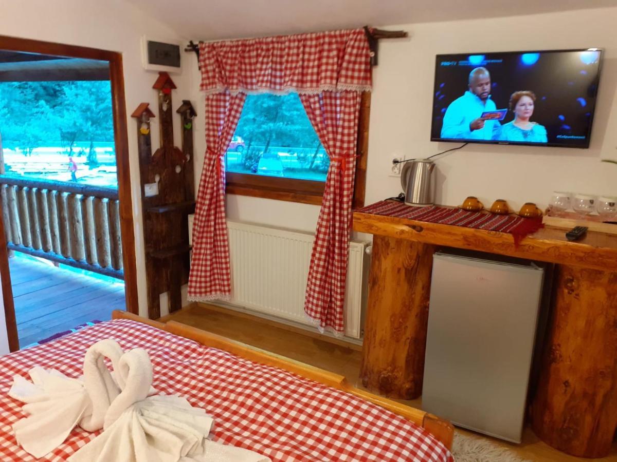 Cabanute Si Camping Dracula Capatineni-Paminteni Exterior foto